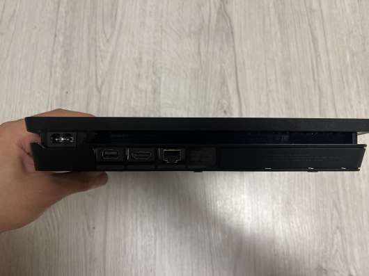 PlayStation 4 Slim в Артеме фото 3
