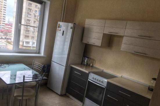 Продам однокомнатную квартиру в Краснодар.Жилая площадь 40  кв.м.Этаж 4.Дом монолитный. в Краснодаре