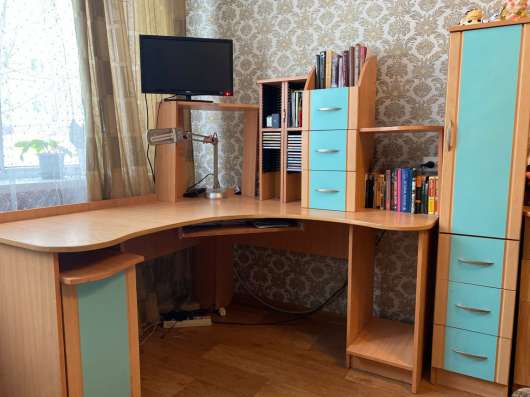 Спальный гарнитур в детскую комнату