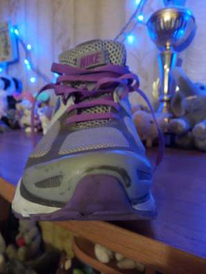 Беговые кроссовки Nike в Москве