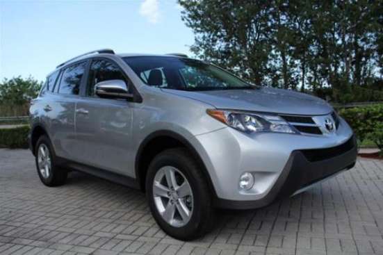Продажа Toyota RAV4, 2013 в Москве