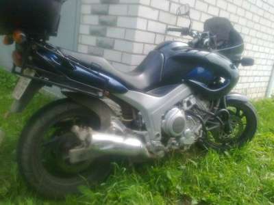 спортбайк Yamaha 850-2