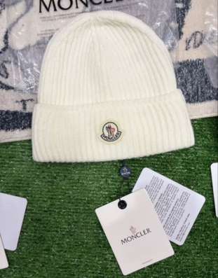 Шапка Moncler в Тюмени фото 3