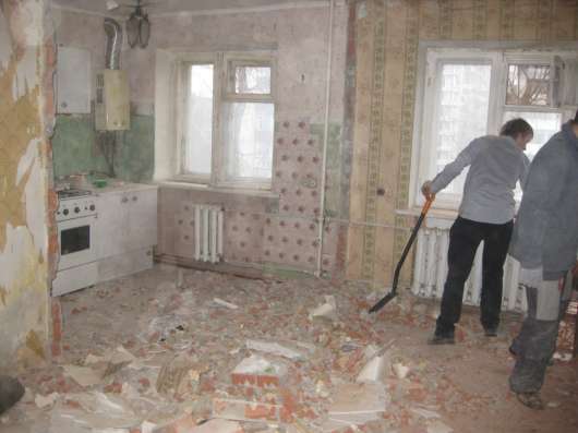 Демонтаж пола, стяжки, плитки, стен, домов