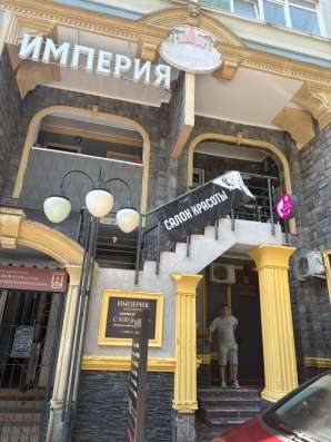 Требуются специалисты в салон красоты