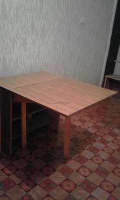 Продам стол раскладной 5 000 тенге