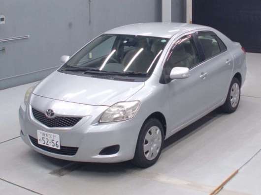 Toyota Belta в Владивостоке фото 8
