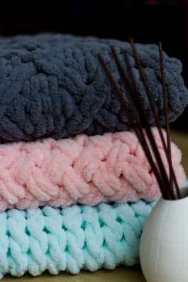 Пледы из Alize Puffy