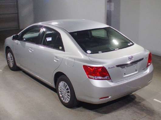 Toyota Allion седан полноприводный в Москве