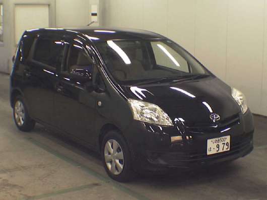 Daihatsu Boon Luminas