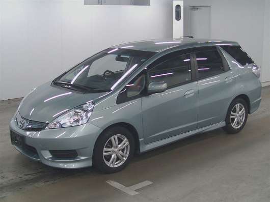 Honda Fit Shutlte Hybrid в Москве фото 3